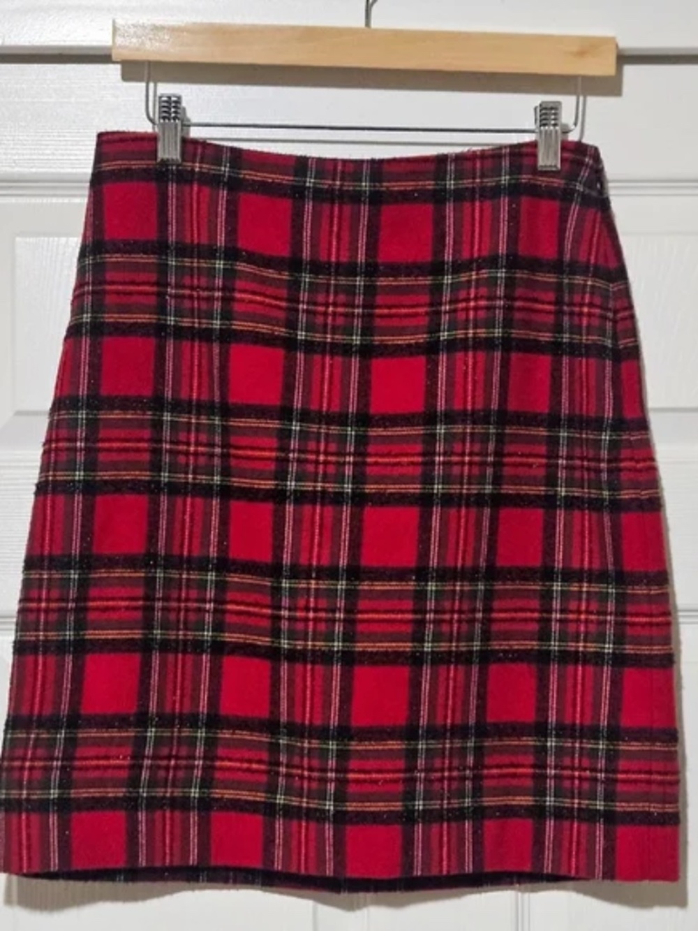 Worn once - Talbots Red Plaid Skirt with tinsel thread Size 4